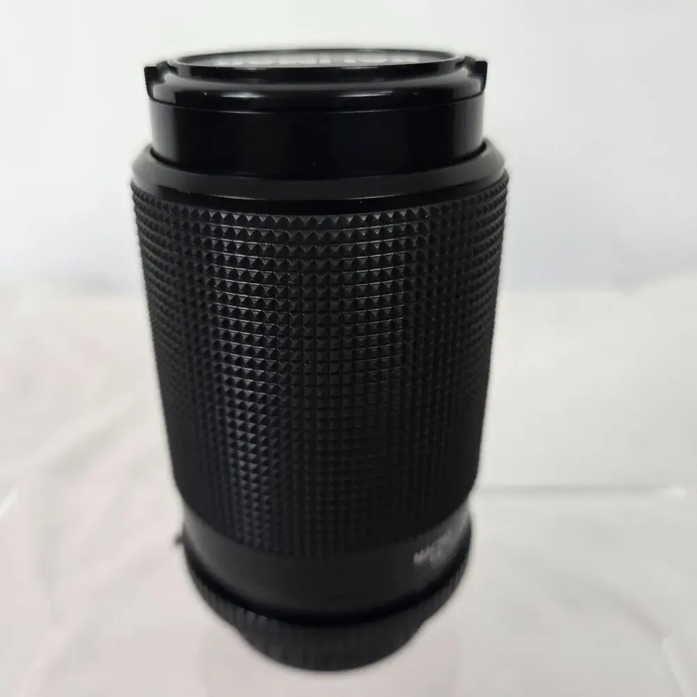 Kalimar 35mm lens MC Auto Zoom Macro F/1:4.5-5.6 80-200mm 049 w/ Soft Case